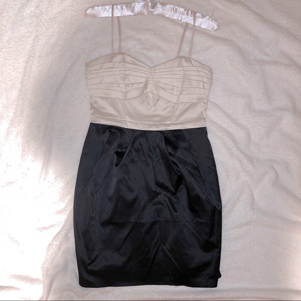 H&M Black and Cream Mini Dress Size 8
